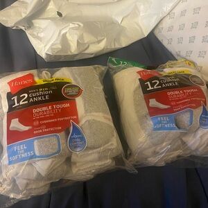 Hanes Men's Cushion Ankle Socks - White and Gray